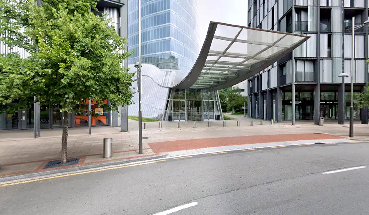 Oficina de Correos Oficina de Correos Euskadi Plaza Abando Bilbao