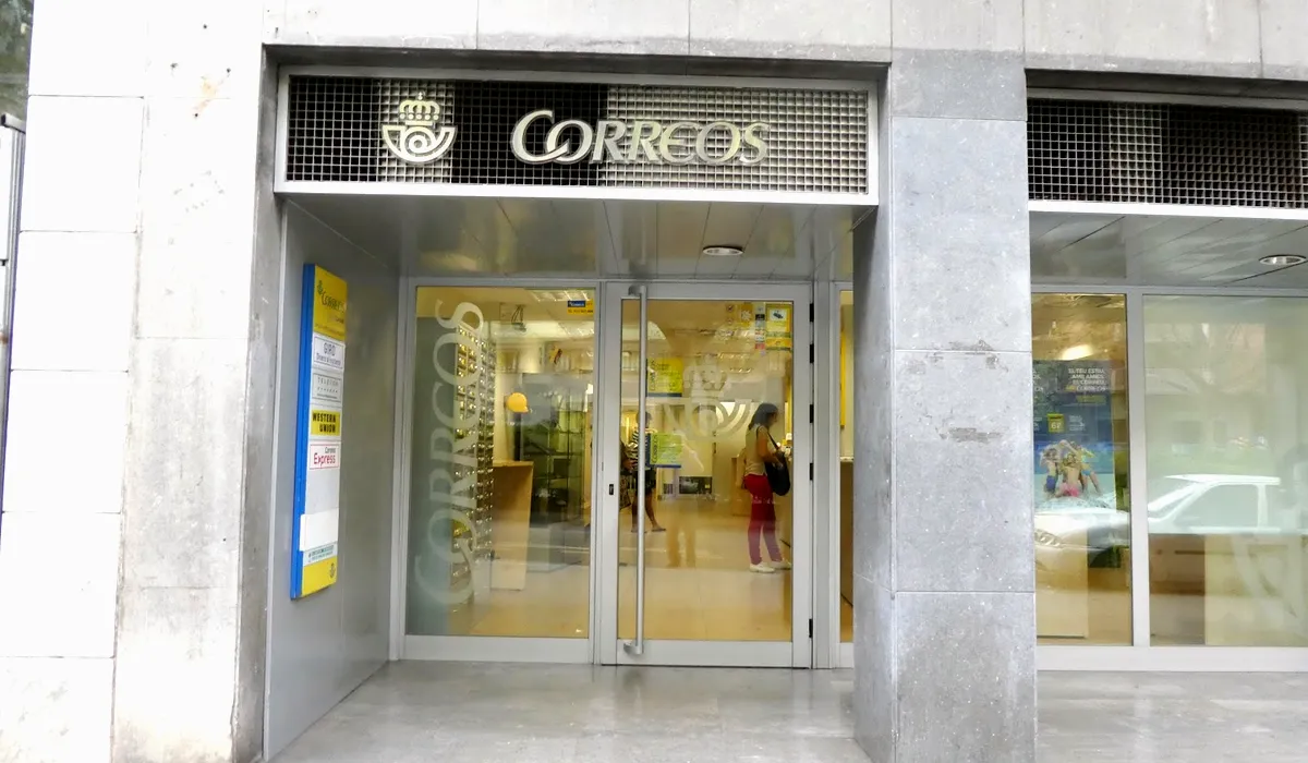 Oficina de Correos Oficina de Correos Paseo de St. Joan Gracia