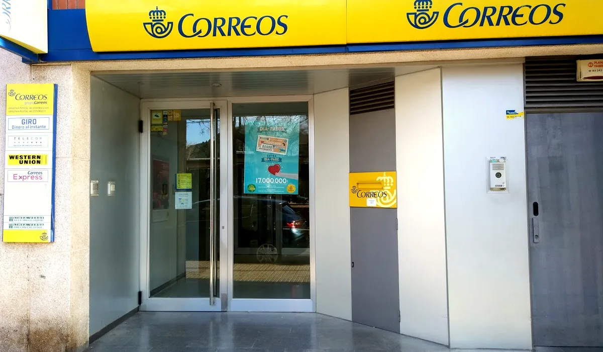 Oficina de Correos Oficina de Correos Paseo Martí L'Huma Gavà