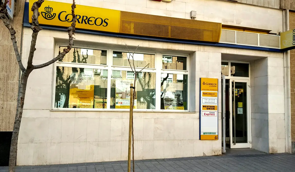 Oficina de Correos Oficina de Correos Pintor Pedro Flores Murcia