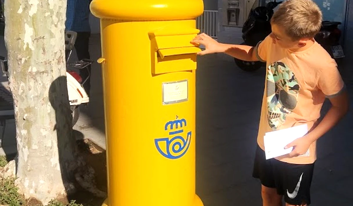 Oficina de Correos Oficina de Correos Plaça de Catalunya Roses