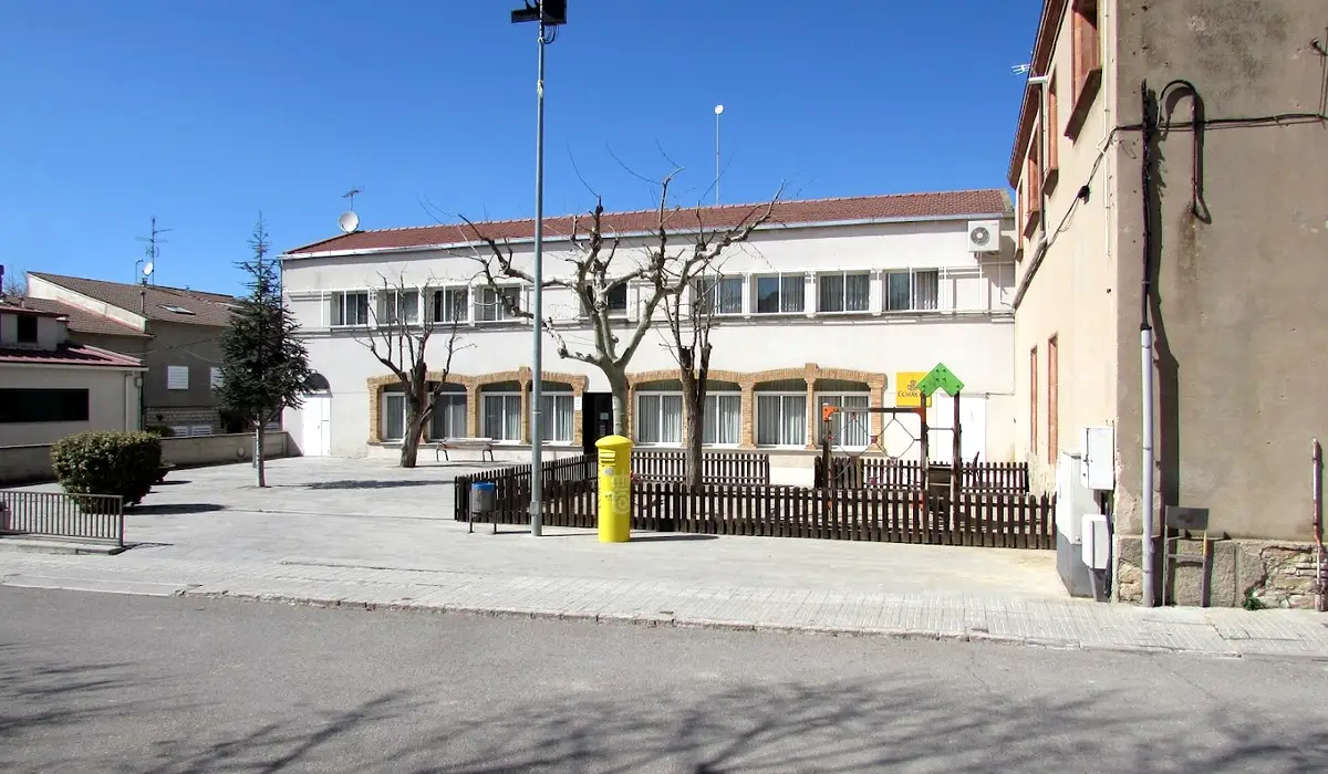 Oficina de Correos Oficina de Correos Plaça Dr. Perelló Sant Guim de Freixenet