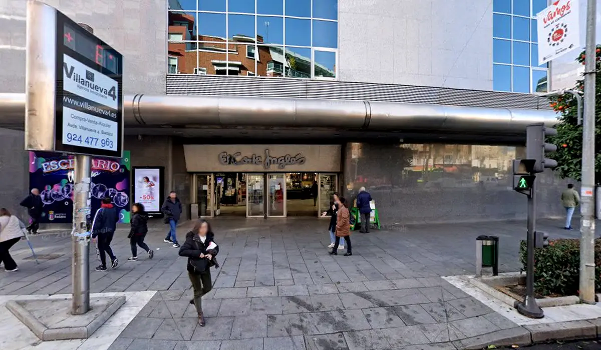 Oficina de Correos Oficina de Correos Plaza Conquistadores Badajoz