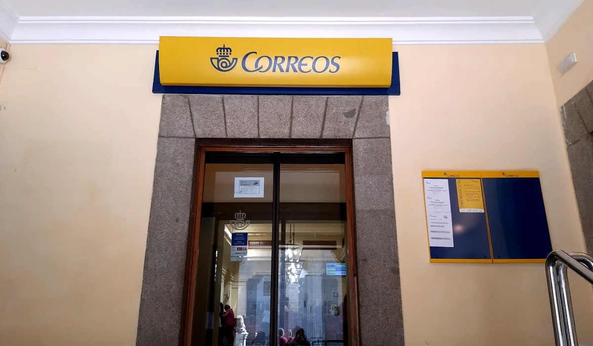 Oficina de Correos Oficina de Correos Plaza de la Catedral Ávila