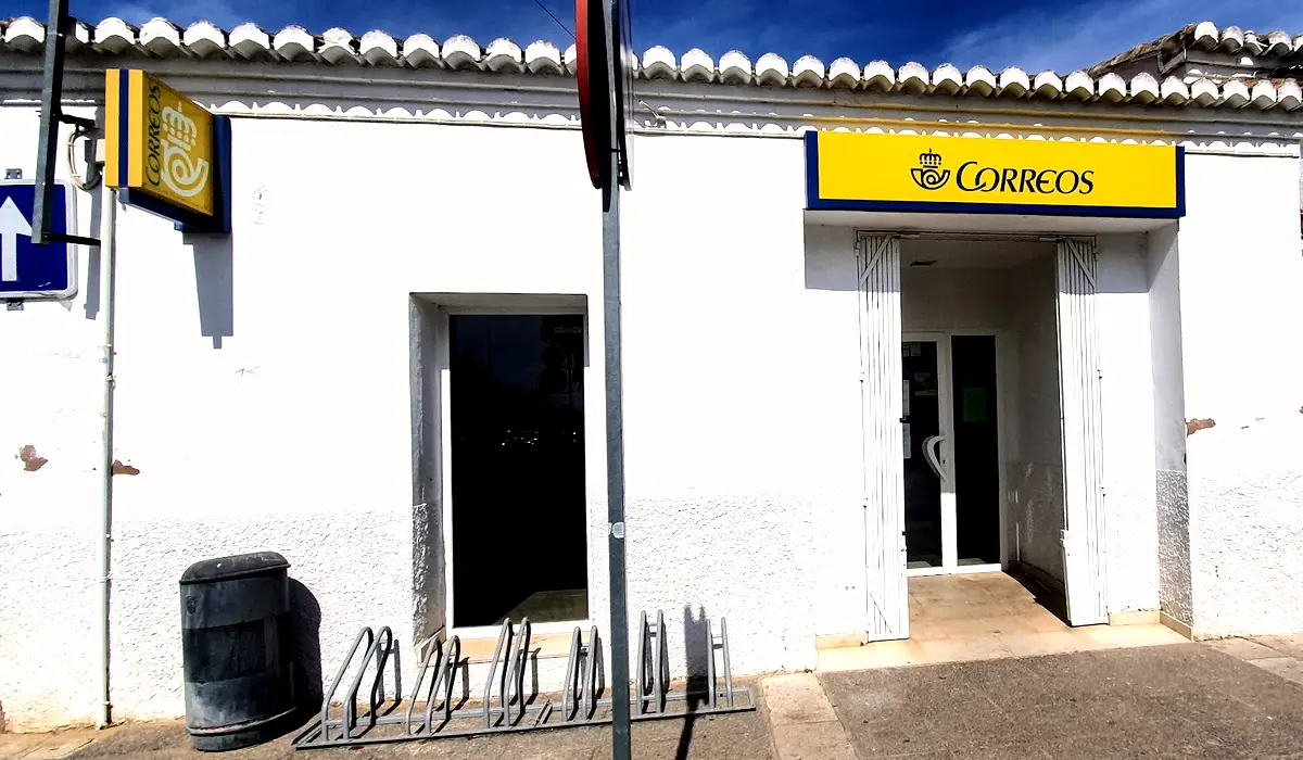 Oficina de Correos Oficina de Correos Plaza de la Diputación Sant Antoni de Benaixeve