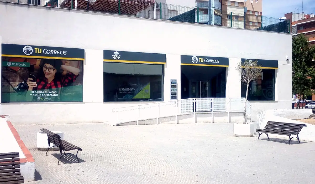 Oficina de Correos Oficina de Correos Plaza de los Scouts Huelva