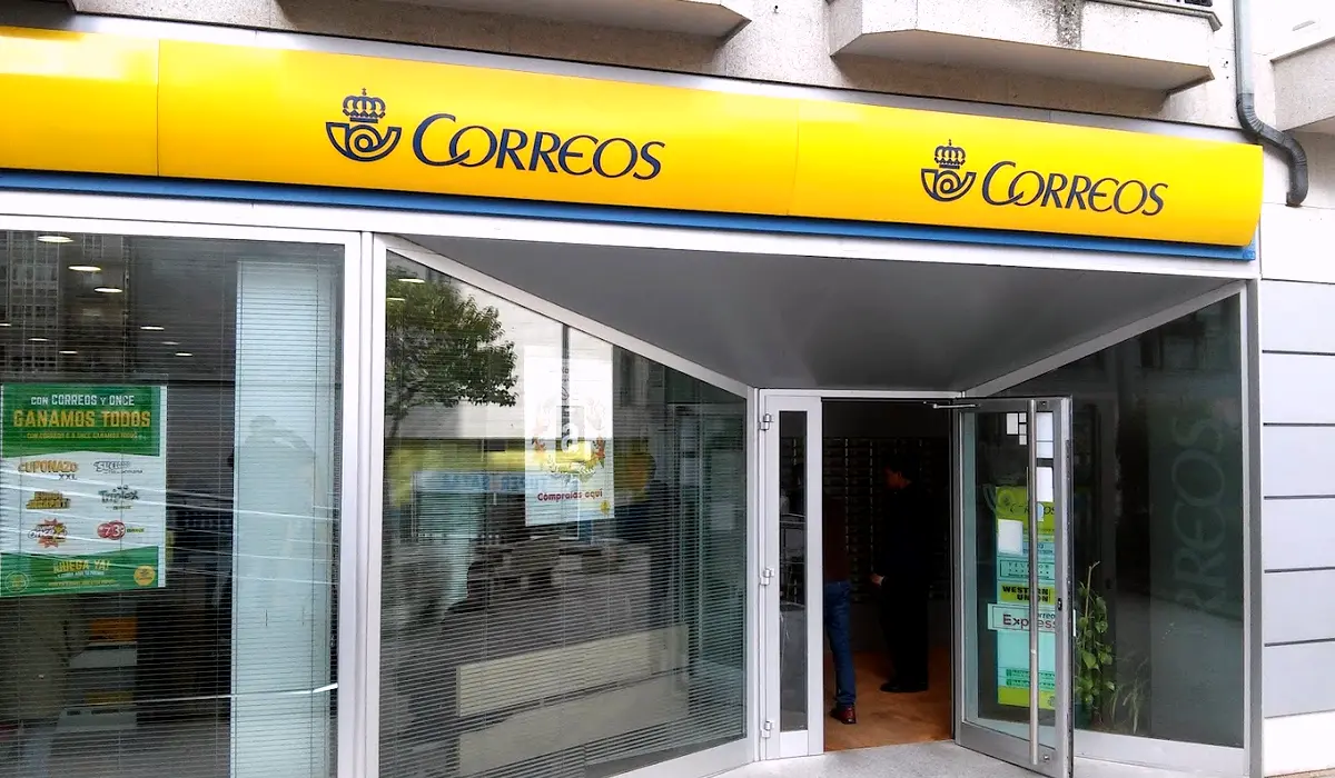 Oficina de Correos Oficina de Correos Rúa Agro da Magdalena O Milladoiro