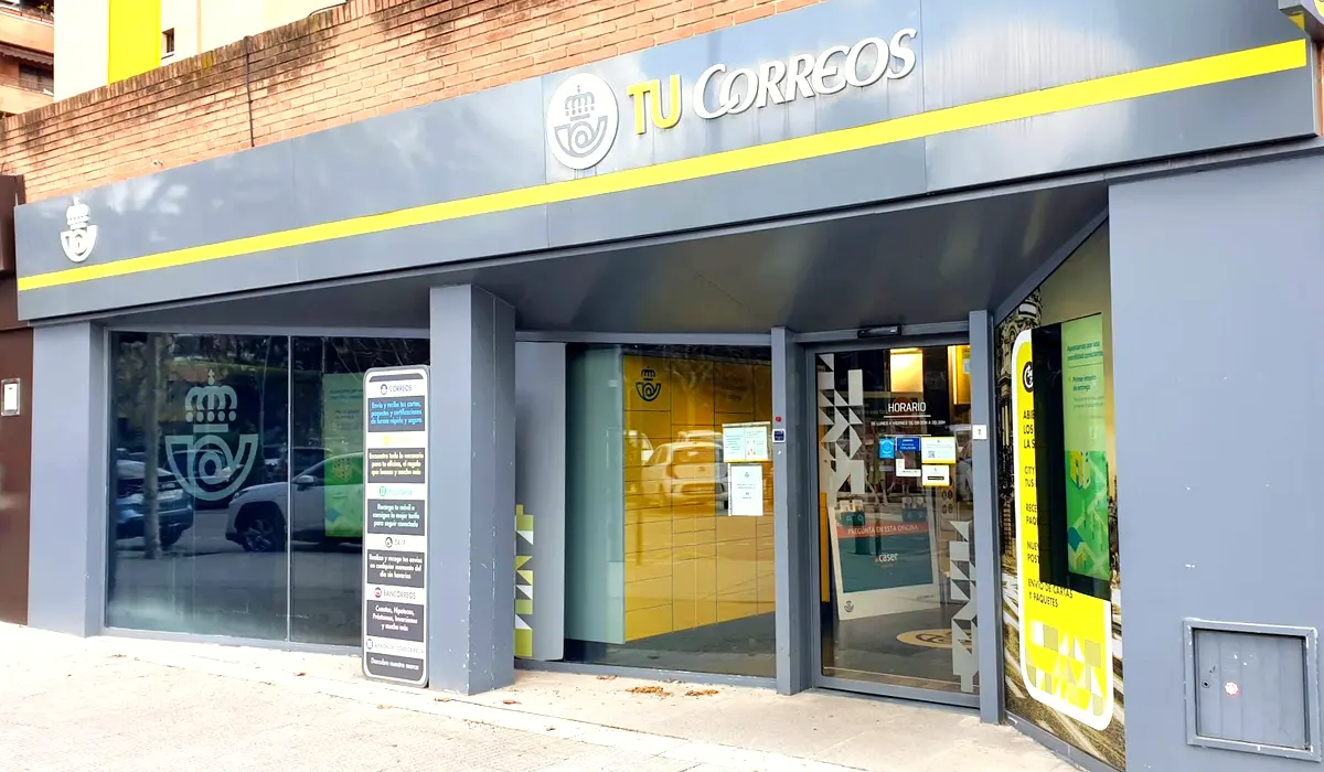 Oficina de Correos Oficina de Correos Sector Literatos Tres Cantos