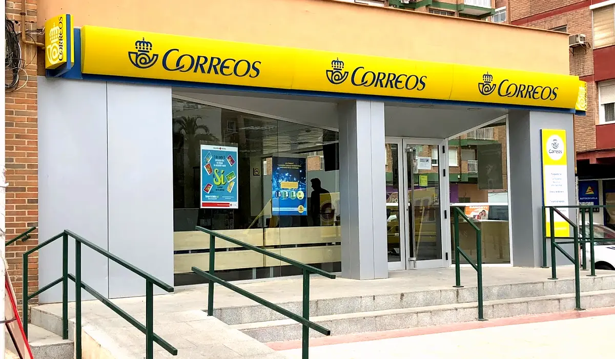 Oficina de Correos Oficina de Correos y Citypaq Alameda de San Antón Cartagena