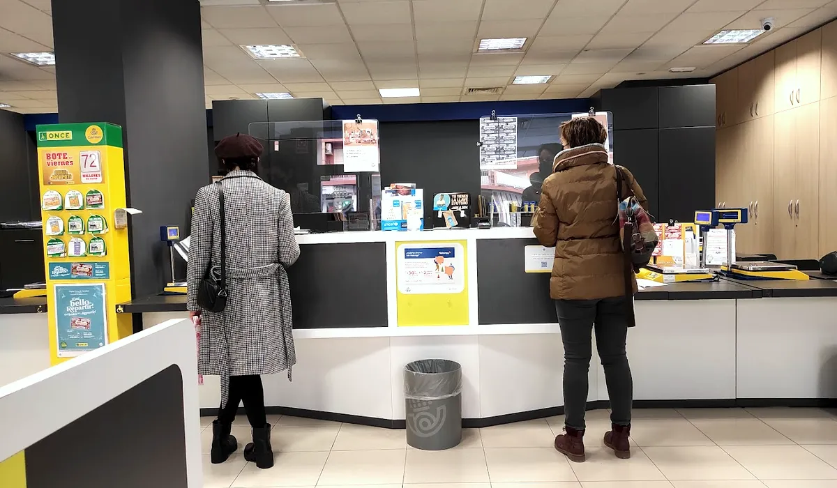 Oficina de Correos Oficina de Correos y Citypaq Avinguda del Sud Mislata