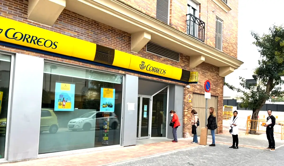 Oficina de Correos Oficina de Correos y Citypaq Calle de Aragón Pozuelo de Alarcón