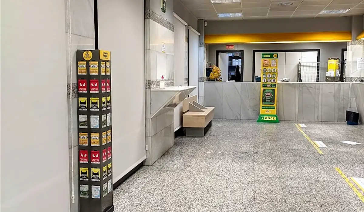 Oficina de Correos Oficina de Correos y Citypaq Calle de la Presa San Fernando de Henares