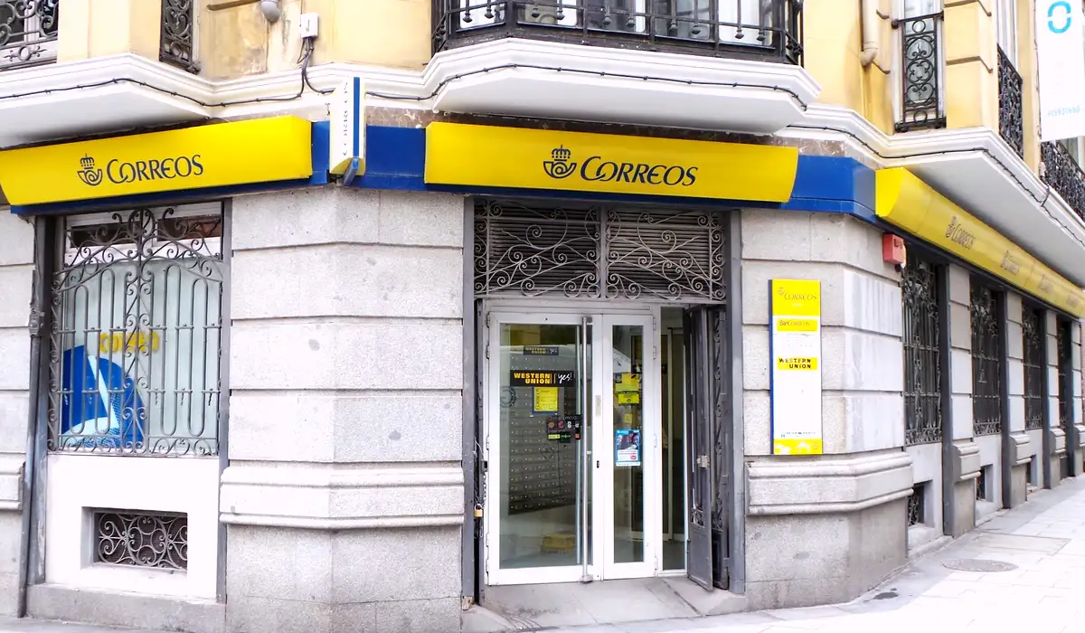 Oficina de Correos Oficina de Correos y Citypaq Calle de Mejía Lequerica Madrid