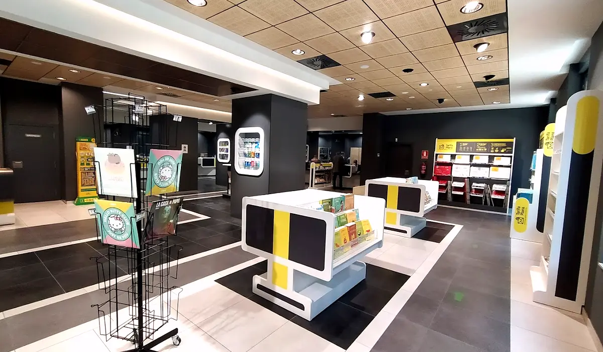 Oficina de Correos Oficina de Correos y Citypaq Calle de Sta. Clara Zamora