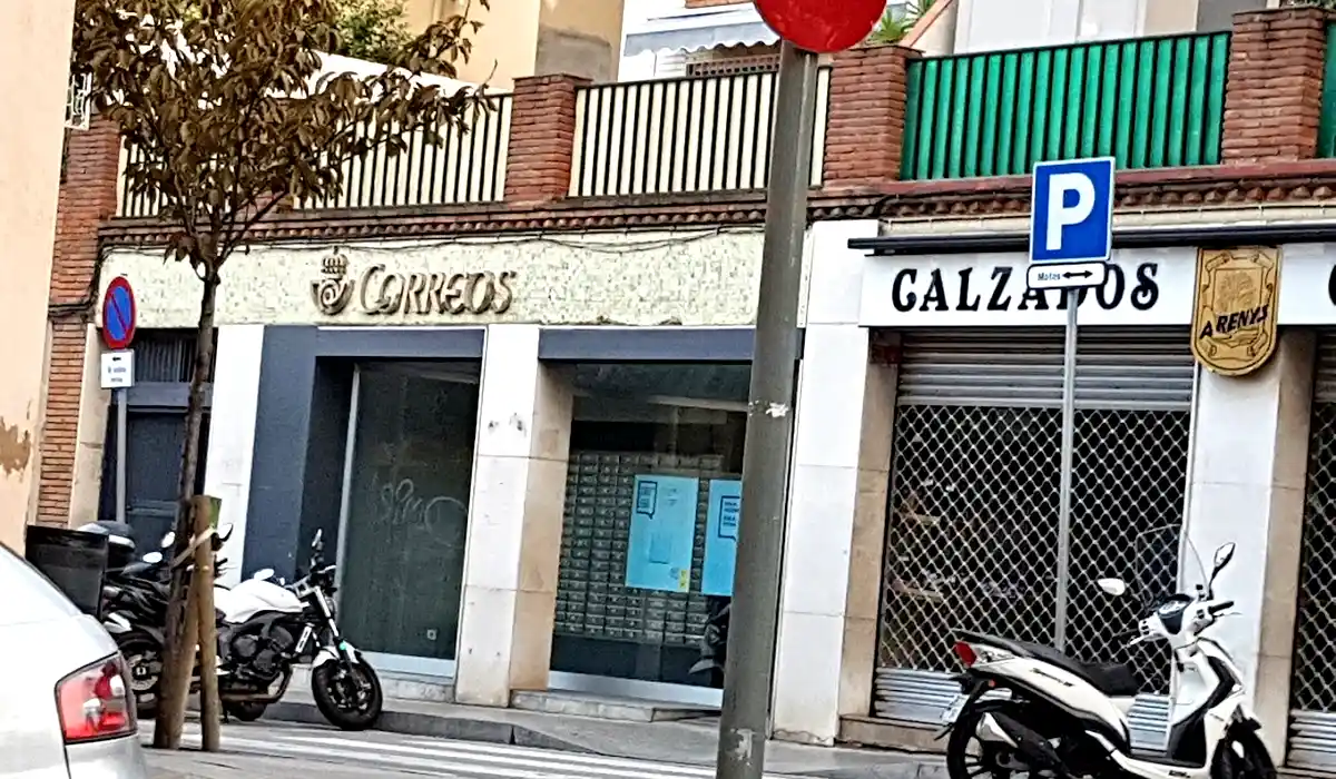 Oficina de Correos Oficina de Correos y Citypaq Carrer d'Arenys Horta-Guinardó