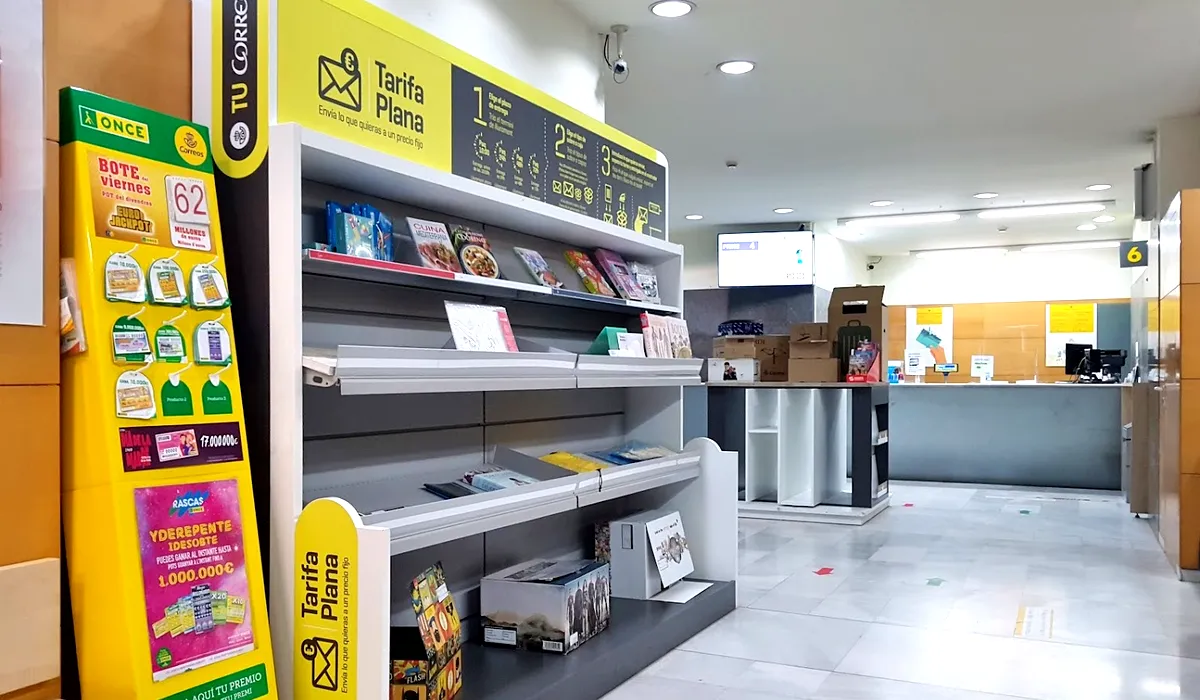 Oficina de Correos Oficina de Correos y Citypaq Carrer d'Ausiàs Marc Eixample