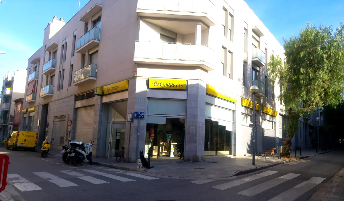 Oficina de Correos Oficina de Correos y Citypaq Carrer Francesc Cambó Mollet del Vallès