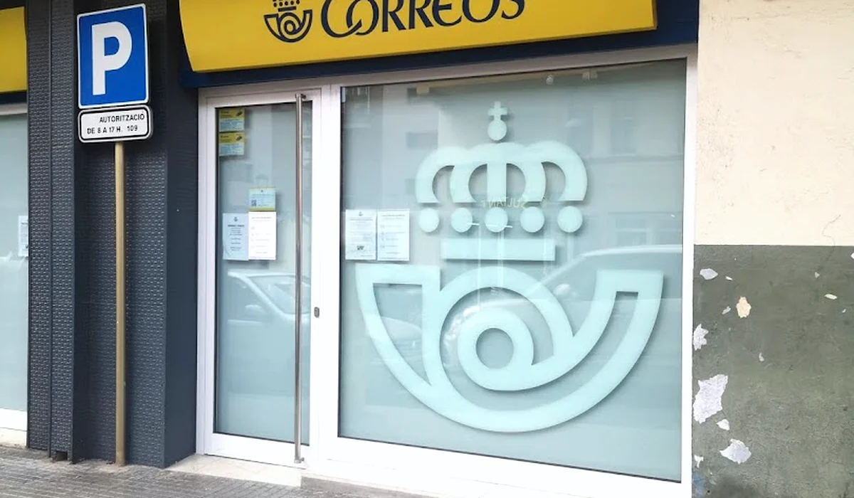 Oficina de Correos Oficina de Correos y Citypaq Carrer Riu Glorieta Tarragona
