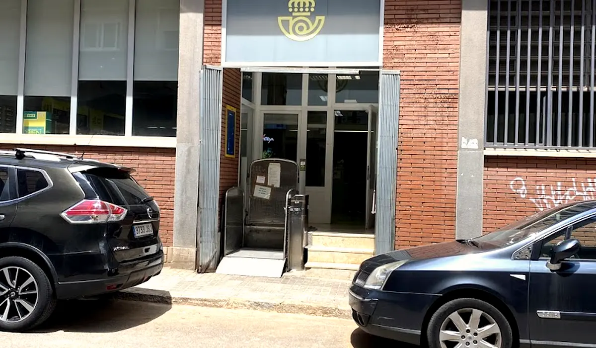 Oficina de Correos Oficina de Correos y Citypaq Passatge de l'Estudi Sabadell