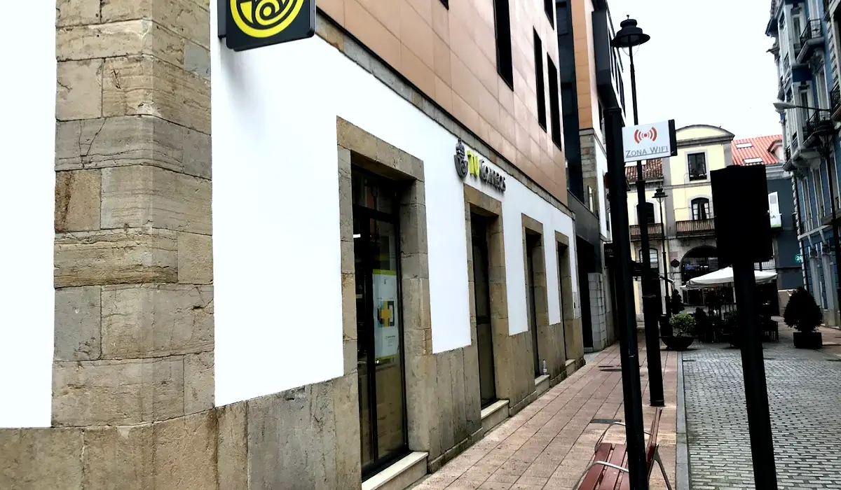 Oficina de Correos Oficina de Correos y Citypaq Plaza de la Merced Avilés