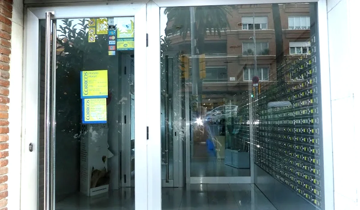 Oficina de Correos Oficina de Correos y Citypaq Via Augusta Barcelona