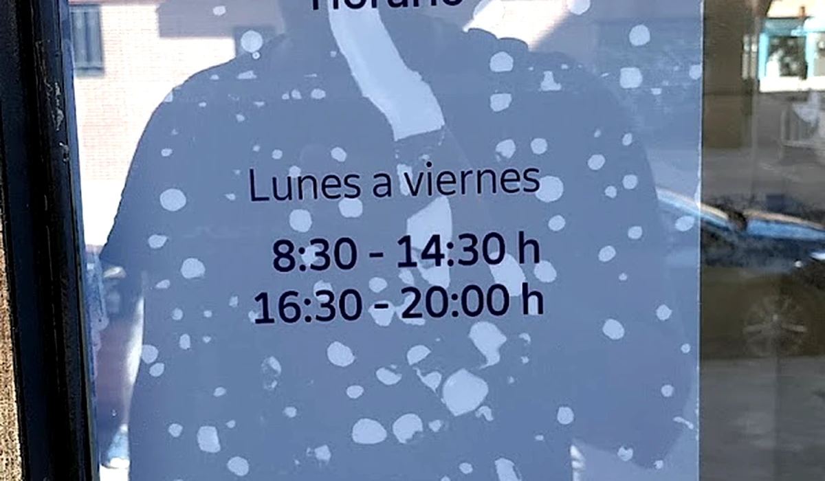 Oficina de Correos Oficina Deutsche Bank Calle Alanís Barajas
