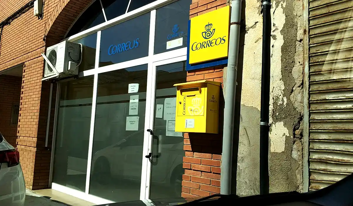 Oficina de Correos Oficina Rural Correos Avinguda de Lleida Benavent de Segrià