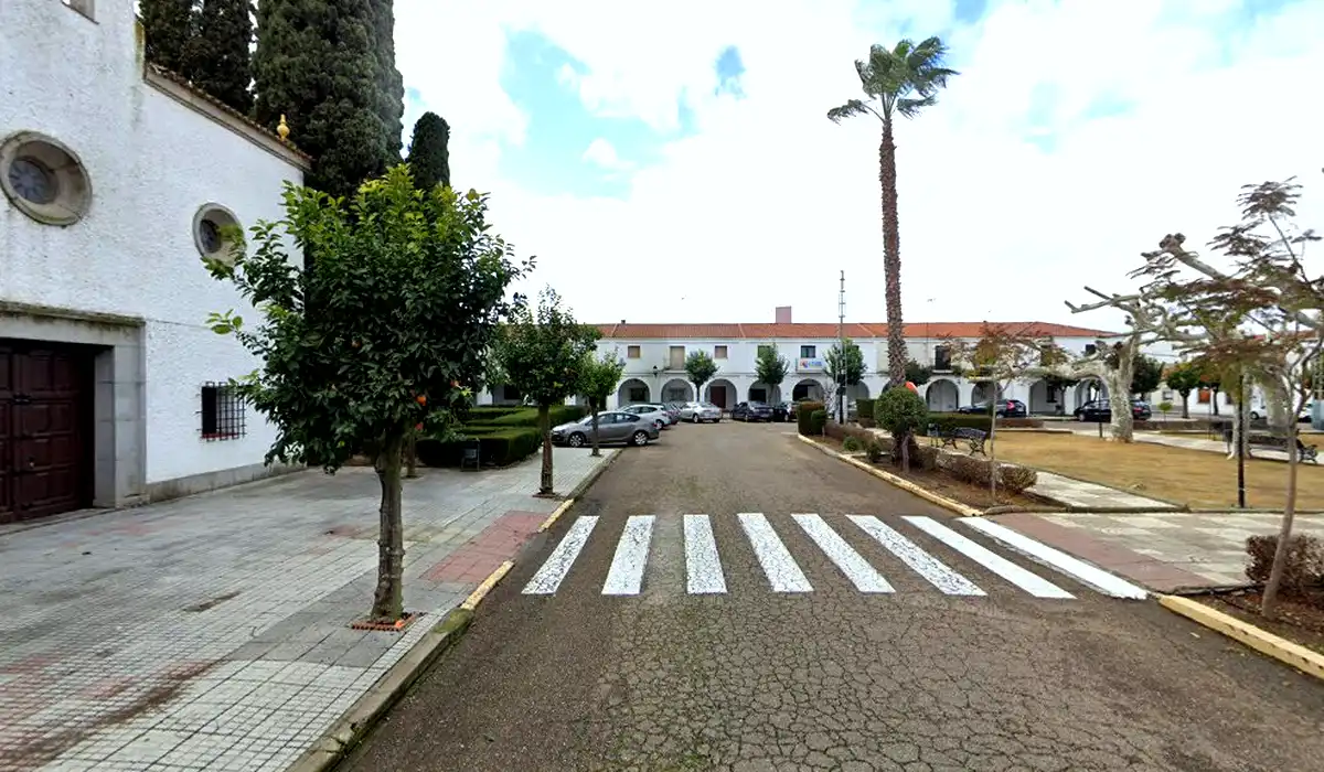Oficina de Correos Oficina Rural Correos Plaza de España Valdelacalzada
