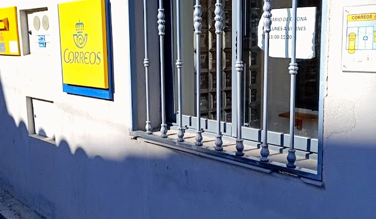 Oficina de Correos Oficina Rural de Correos Calle Salamanca Burgohondo