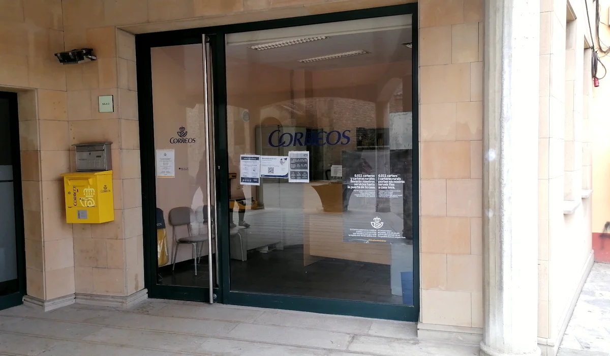 Oficina de Correos Oficina Rural de Correos Plaça Major Santa Eugènia de Berga