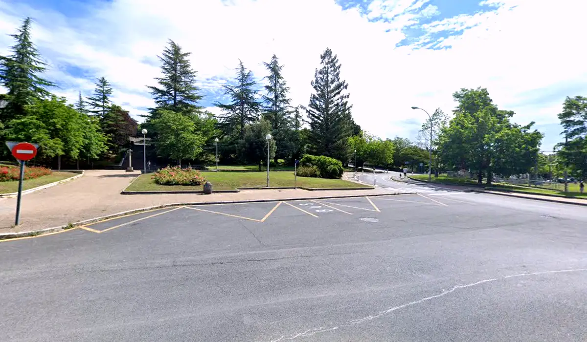 Oficina de Correos Oficina Rural de Correos Plaza Mayor Abetxuko